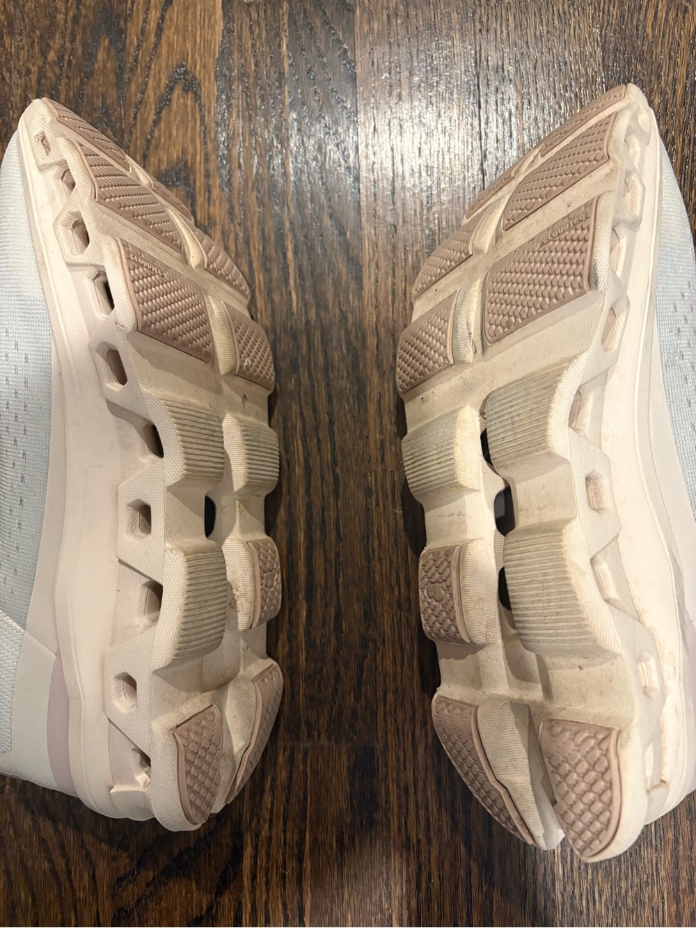 On Running Women's Cloudnova Sneakers in Light Gray & Blush Pink - Picture 3 of 3